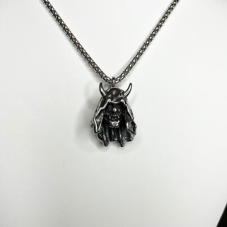 Gothic Demon Horned Skull Pendant