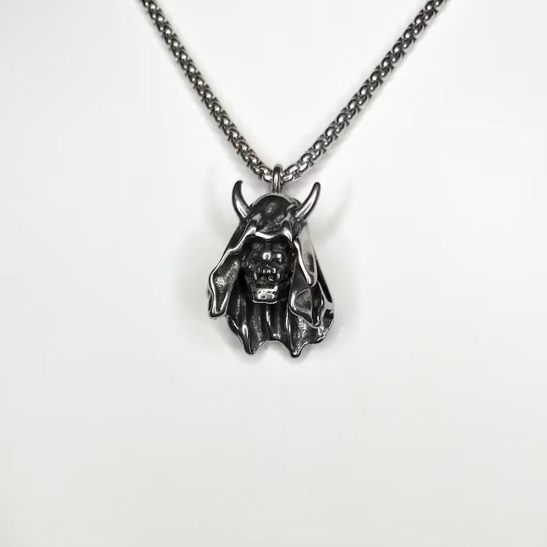 Gothic Demon Horned Skull Pendant